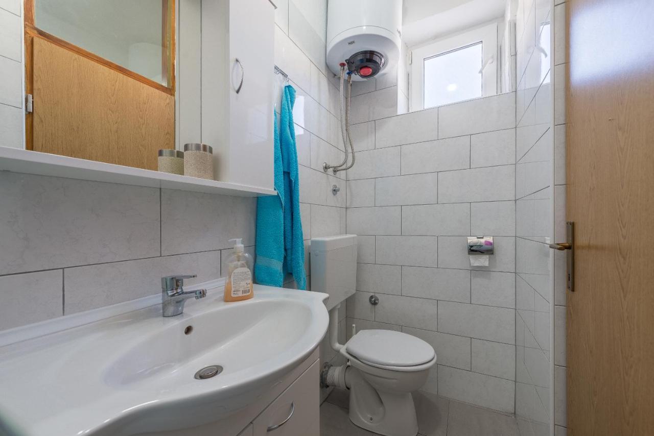 Apartmani Mlinar9 #2 Gornji Karin Extérieur photo